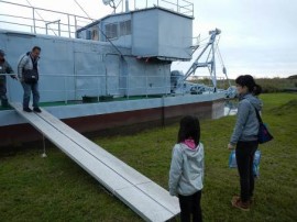 「浚渫船に乗ってみよう」